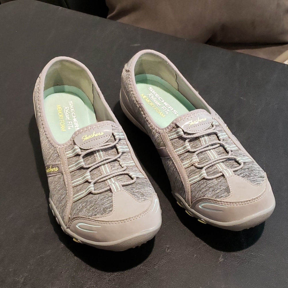 Grey/green skechers shoes
